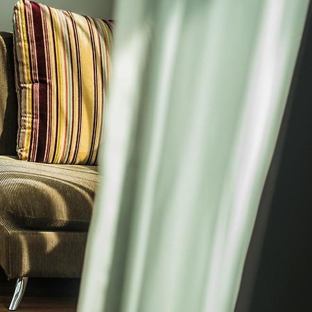 Winner Sriracha Serviced Apartment Si Racha Exteriér fotografie