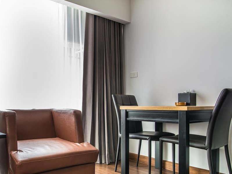 Winner Sriracha Serviced Apartment Si Racha Exteriér fotografie