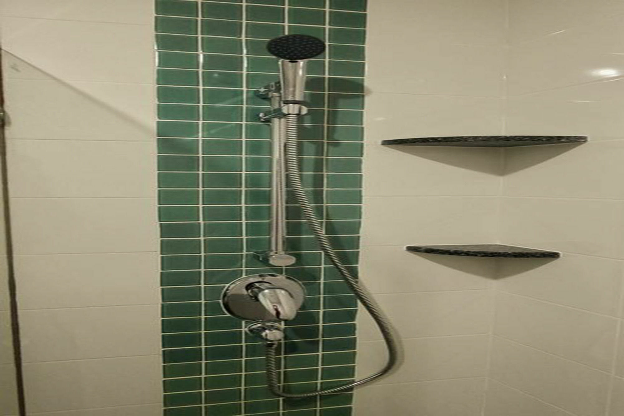 Winner Sriracha Serviced Apartment Si Racha Exteriér fotografie