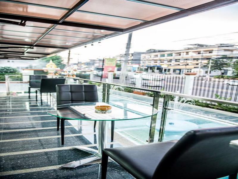 Winner Sriracha Serviced Apartment Si Racha Exteriér fotografie