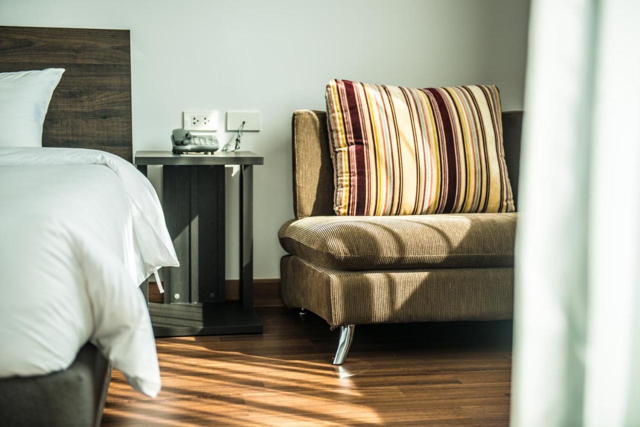 Winner Sriracha Serviced Apartment Si Racha Exteriér fotografie