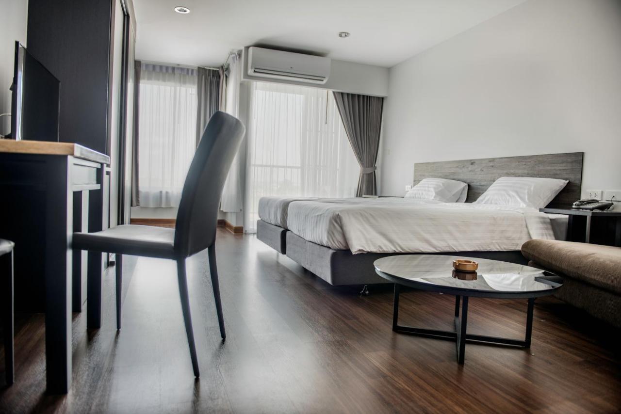 Winner Sriracha Serviced Apartment Si Racha Exteriér fotografie